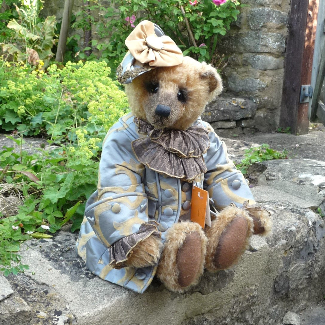 Artist Bears From Around The World – Teddy Bears