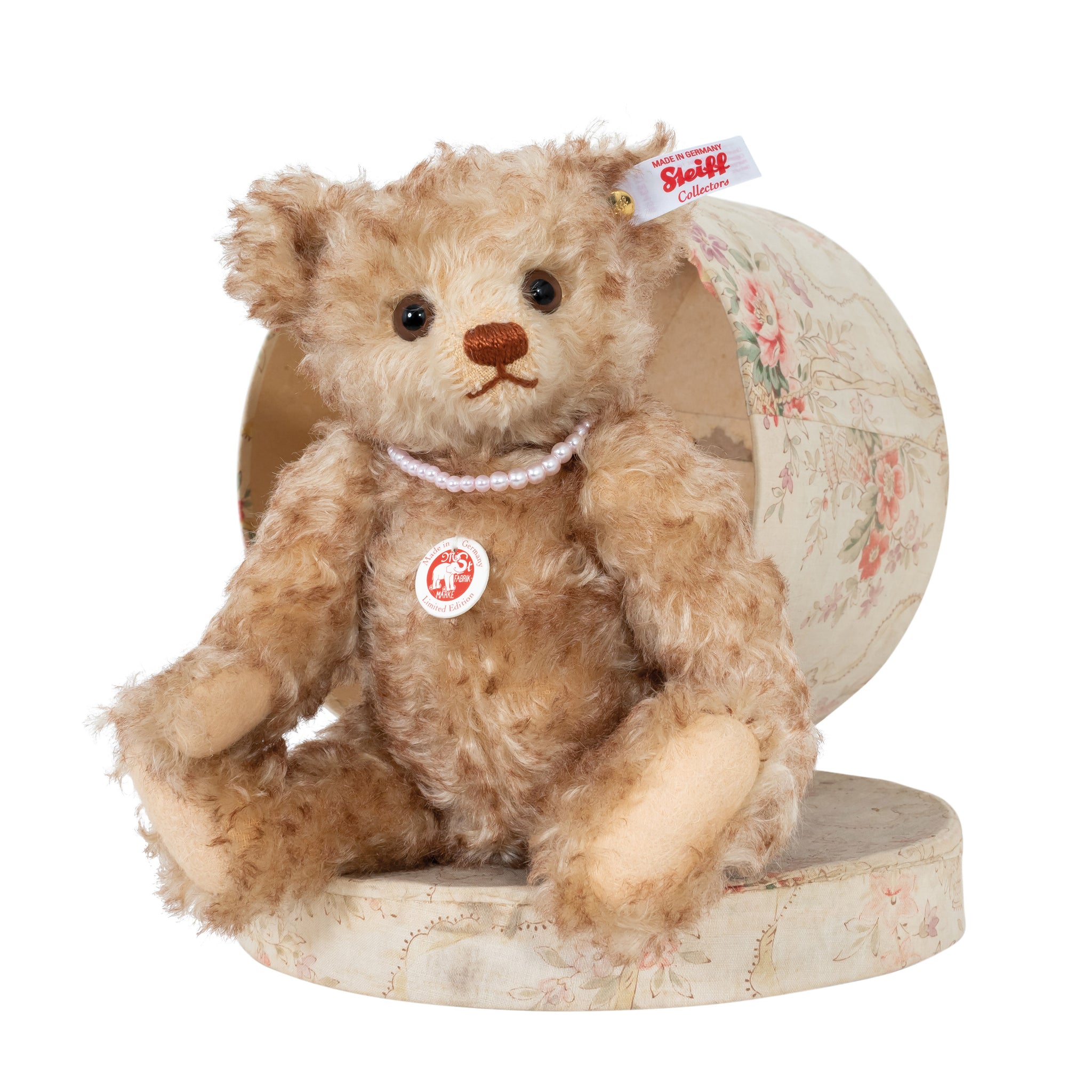 Steiff Happy - exclusive to Teddy Bears of Witney