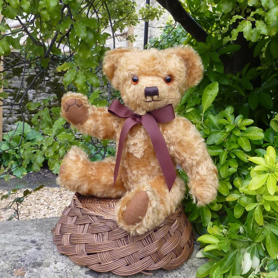 The Merrythought Bear 1931 Replica by Merrythought – Teddy Bears