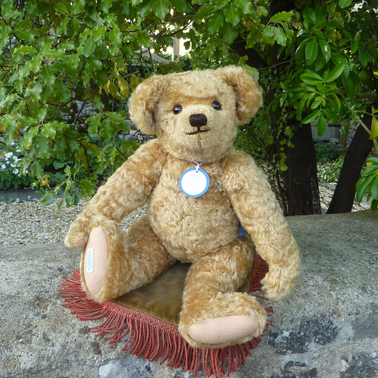 Merrythought Teddy Bear Special Edition (Edward Teddy Bear) Christopher  Robin's Bear – Britannical