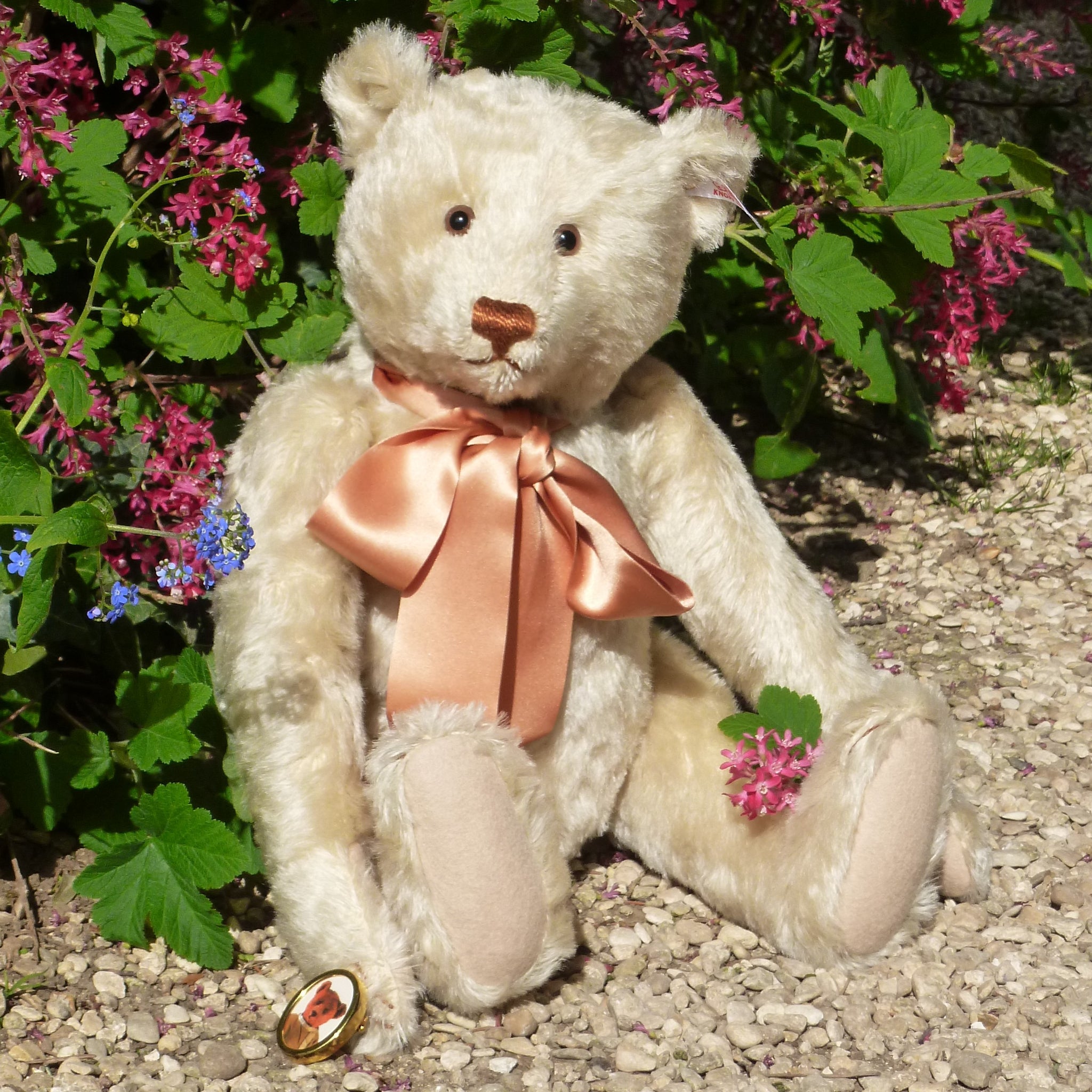 Steiff Xenia , exclusive to Teddy Bears of Witney
